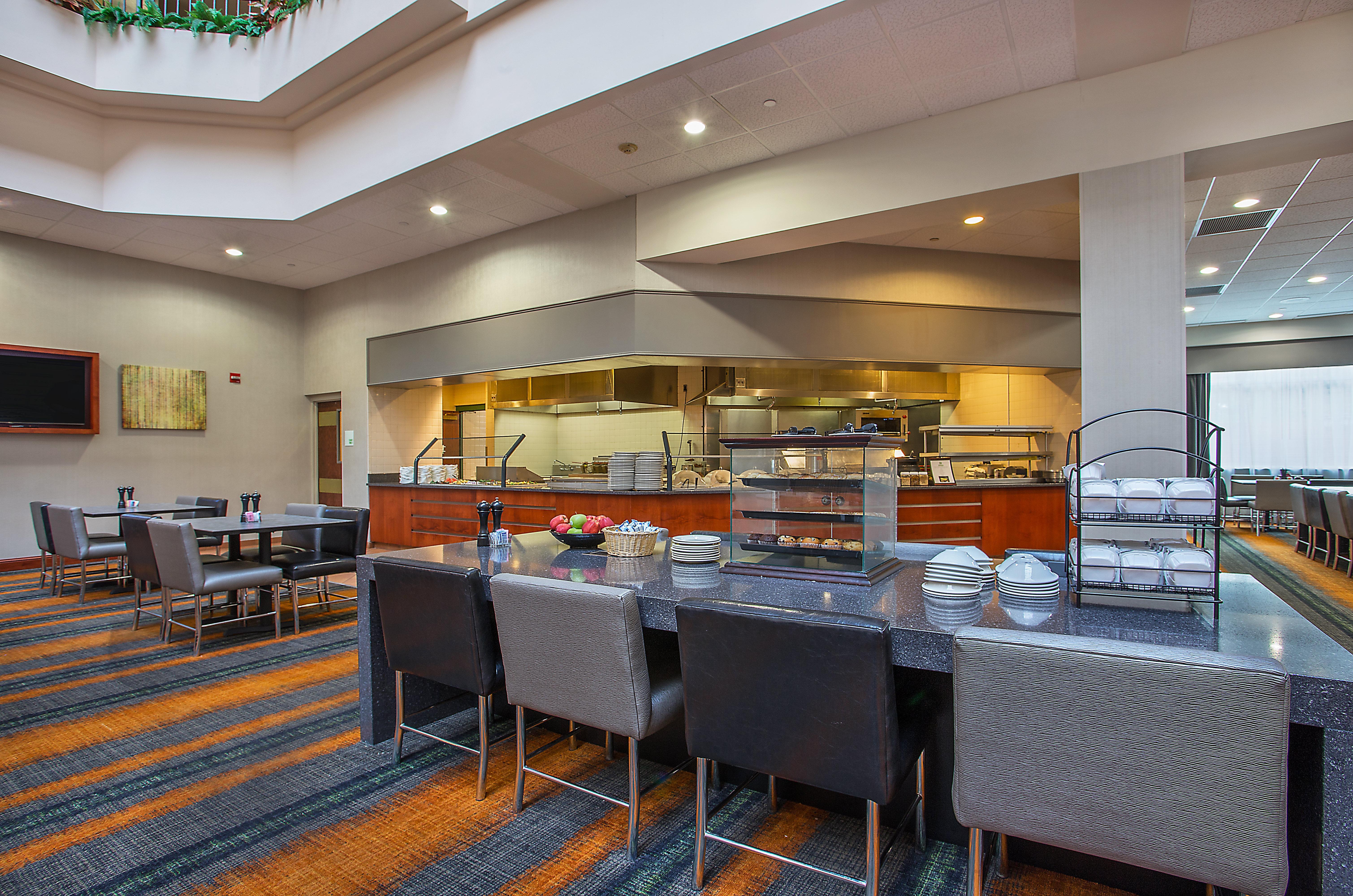 Holiday Inn University Plaza-Bowling Green By Ihg Exterior foto