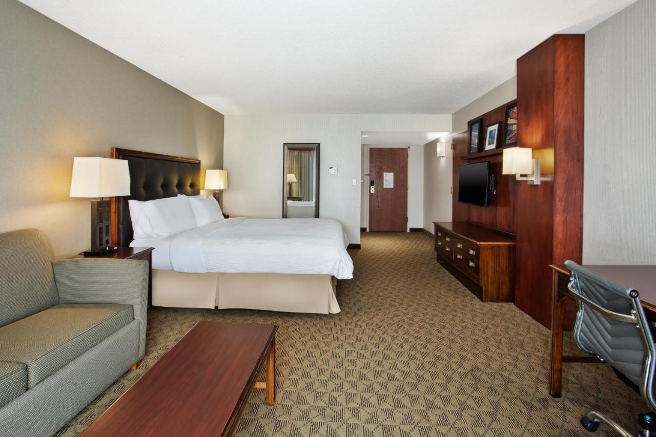 Holiday Inn University Plaza-Bowling Green By Ihg Exterior foto